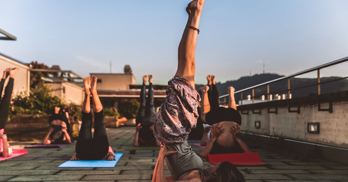 découvrez les bienfaits du matelas d'acupression, un outil innovant pour soulager le stress, améliorer la circulation sanguine et favoriser la relaxation. idéal pour une séance de bien-être à la maison, ce matelas stimule les points d'acupression de votre corps pour un effet relaxant et apaisant.