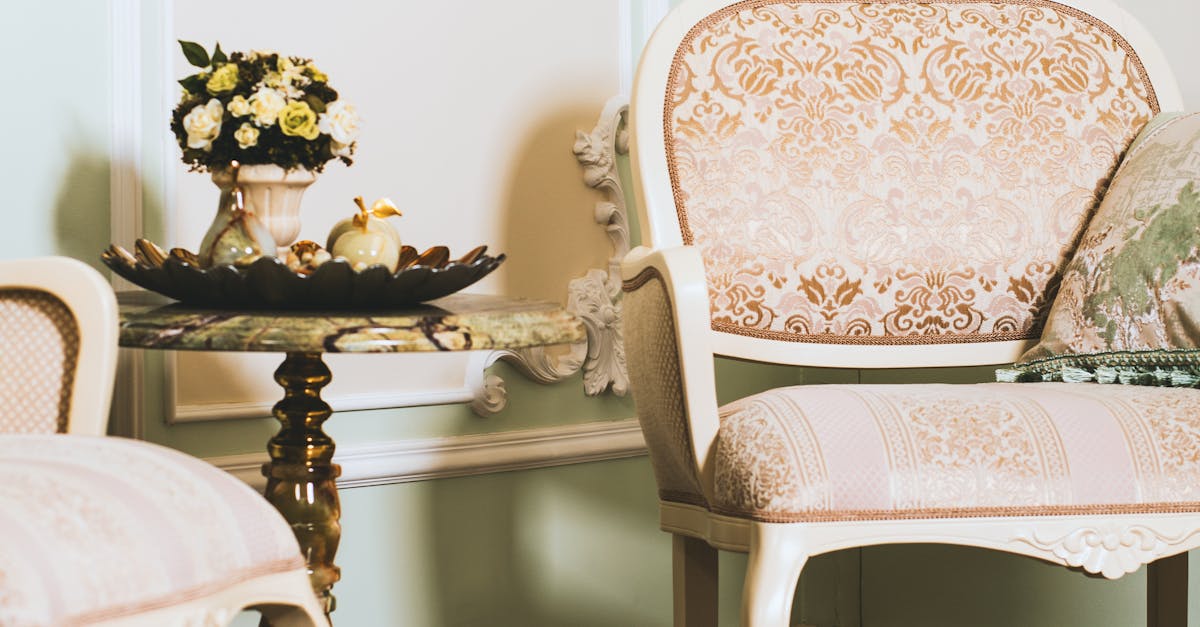 découvrez notre collection de vases décoratifs, alliant élégance et modernité. parfaits pour sublimer votre intérieur, ces vases apporteront une touche artistique à votre décoration. idéaux pour vos fleurs ou en tant qu'objets décoratifs à part entière.