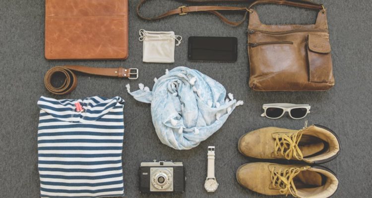 découvrez notre collection unique d'accessoires de mode qui rehausseront votre style. que ce soit des sacs, des bijoux ou des écharpes, trouvez l'ajout parfait à votre garde-robe pour exprimer votre personnalité avec élégance.